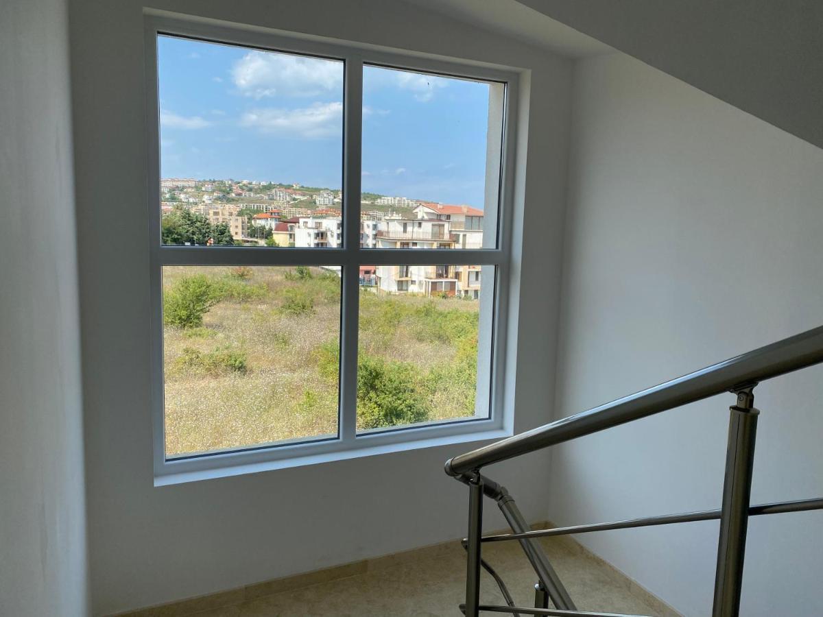Byala Friendy Sea Apartaments Экстерьер фото