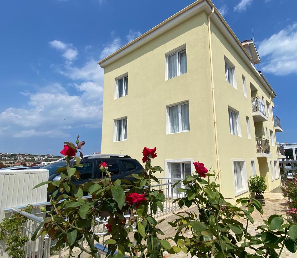 Byala Friendy Sea Apartaments Экстерьер фото